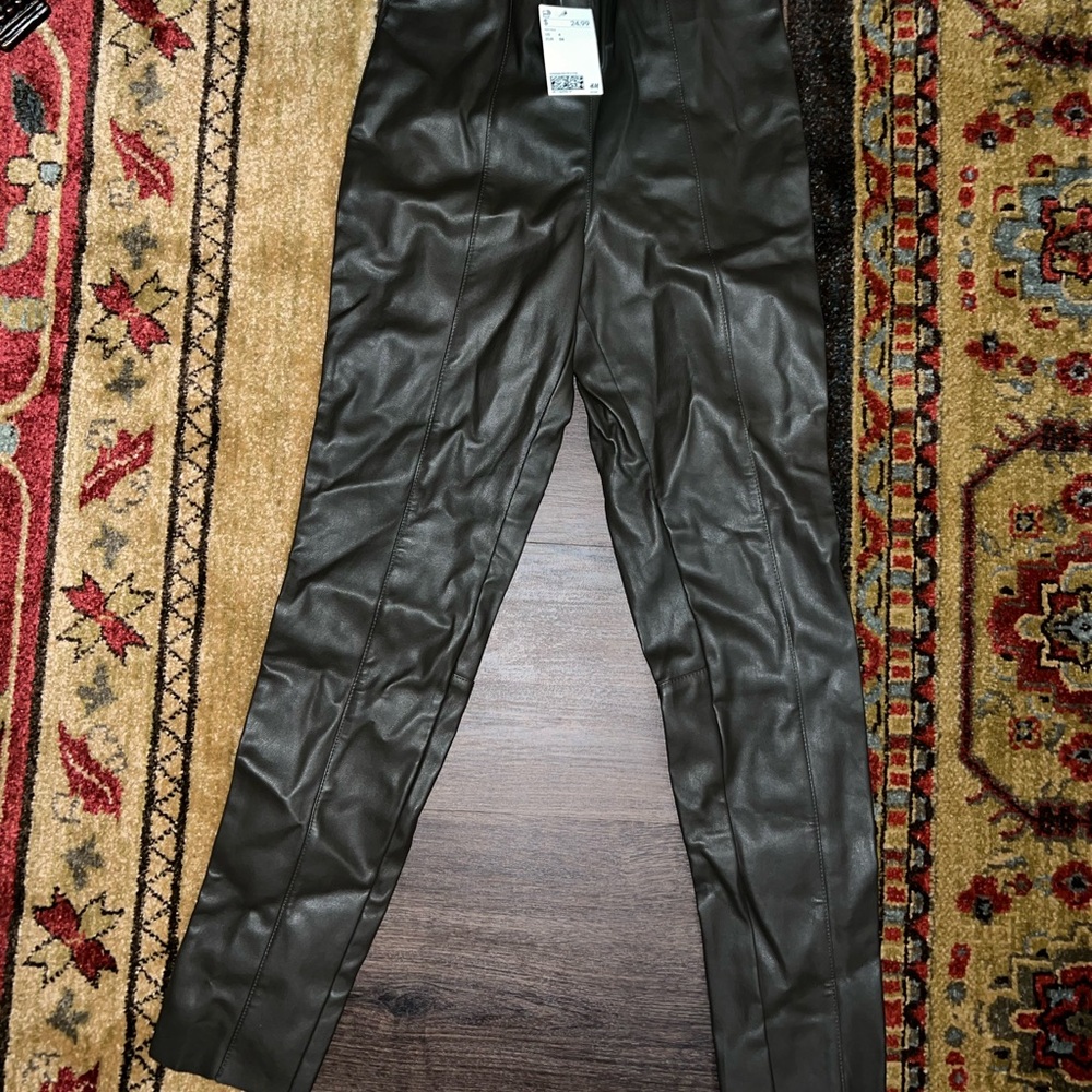 H&M Olive Green Faux Leather Pants size Small brand new